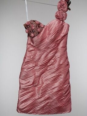 Tony Bowls Pink Ruched One Shoulder Beaded Rosette Cocktail Prom Dress Size